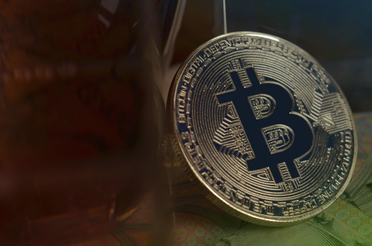 投资比特币和以太币哪个比较赚钱？Glassnode数据：BTC连续2年胜出